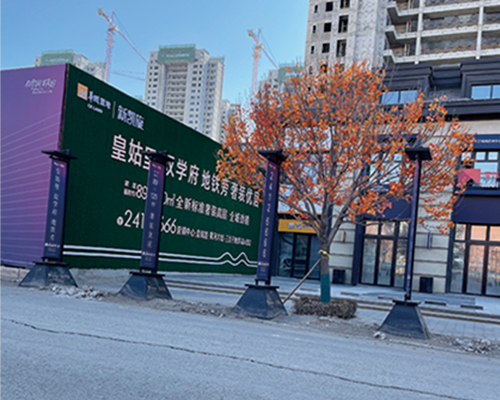 ����P��